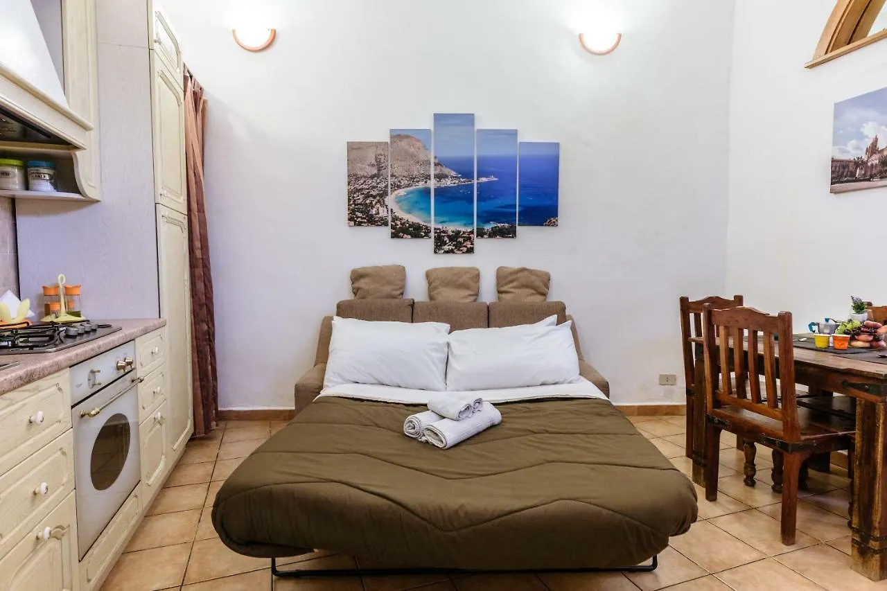 Pilly House Vucciria Apartment Palermo 0*,  Italy